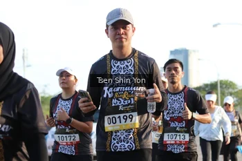 Runner Photo 1377425