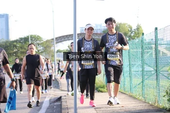 Runner Photo 1377438