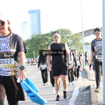 Runner Photo 1377442