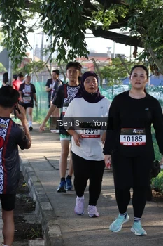 Runner Photo 1377944