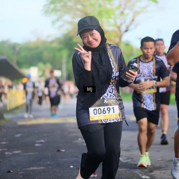 Runner Photo 1378751
