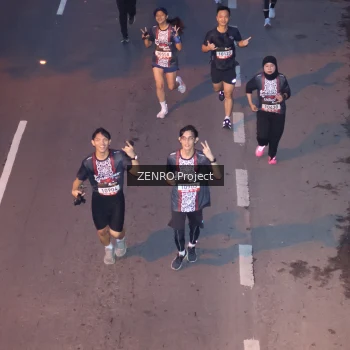 Runner Photo 1378773