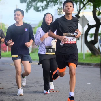 Runner Photo 1378804