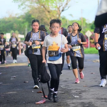 Runner Photo 1378814