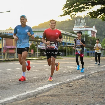 Runner Photo 1379391