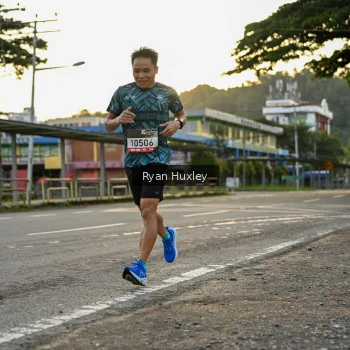 Runner Photo 1379413