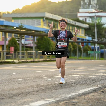 Runner Photo 1379429