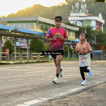 Runner Photo 1379435