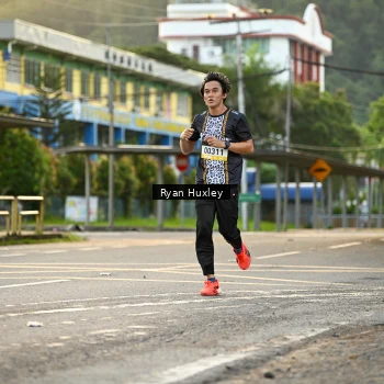 Runner Photo 1379445
