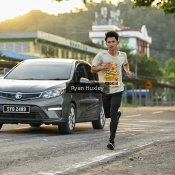 Runner Photo 1379492