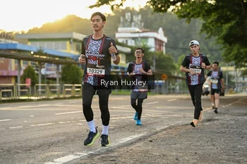 Runner Photo 1379595