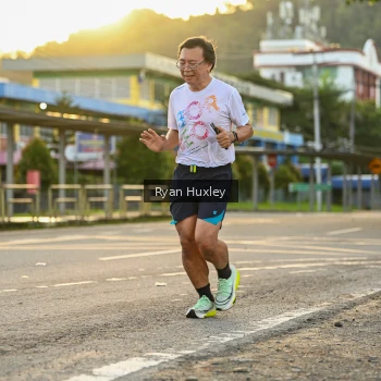 Runner Photo 1379718