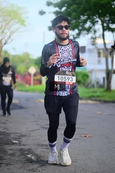 Runner Photo 1379719