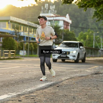 Runner Photo 1379772