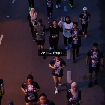 Runner Photo 1379798