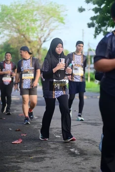 Runner Photo 1379825