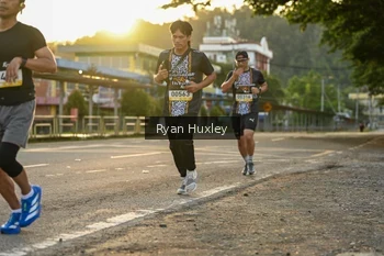 Runner Photo 1379885