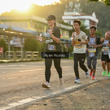 Runner Photo 1379937