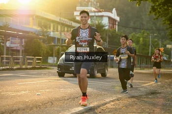 Runner Photo 1380249