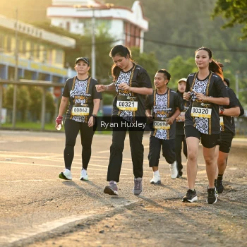Runner Photo 1380377