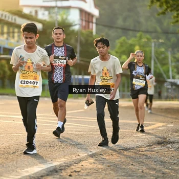 Runner Photo 1380652