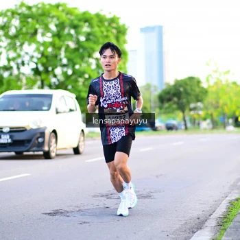 Runner Photo 1380950