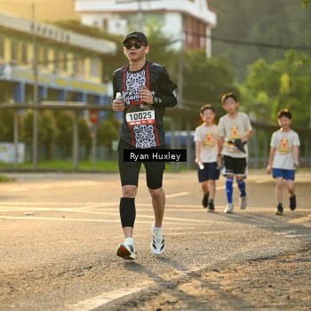 Runner Photo 1381003