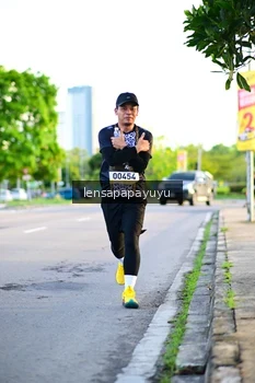 Runner Photo 1381037