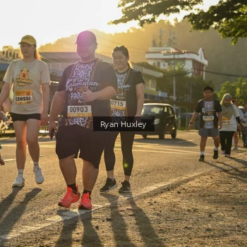 Runner Photo 1382010