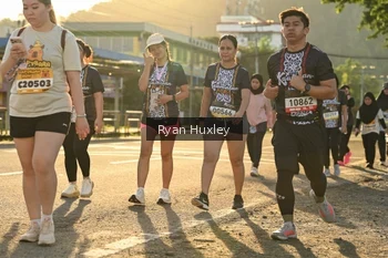 Runner Photo 1382595