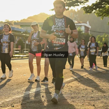 Runner Photo 1382600