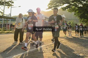 Runner Photo 1382648