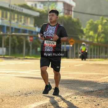 Runner Photo 1383432