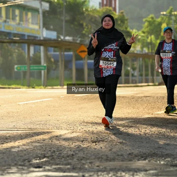 Runner Photo 1384323