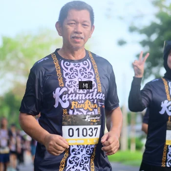 Runner Photo 1385408