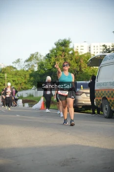 Runner Photo 1385498