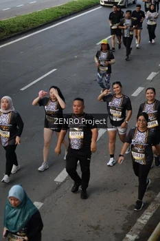 Runner Photo 1388498