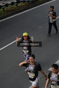 Runner Photo 1388537