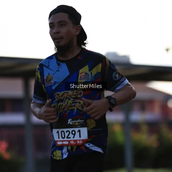 Runner Photo 1389593
