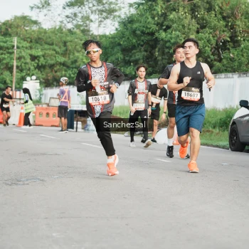 Runner Photo 1390027
