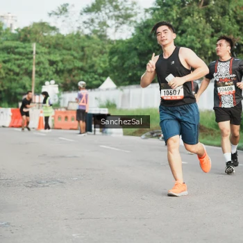 Runner Photo 1390086