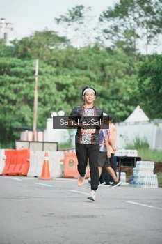 Runner Photo 1390151