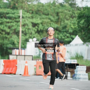 Runner Photo 1390191