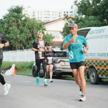 Runner Photo 1390203