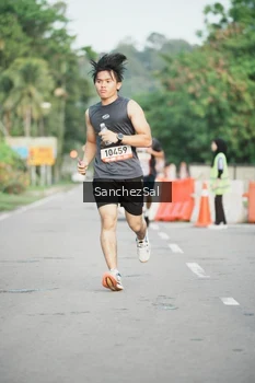 Runner Photo 1390621