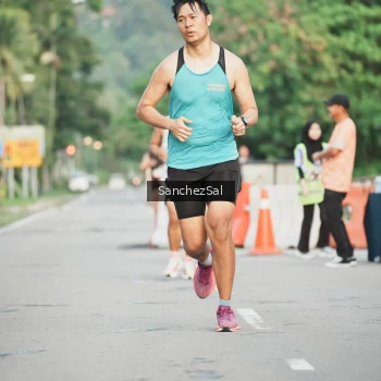 Runner Photo 1390715