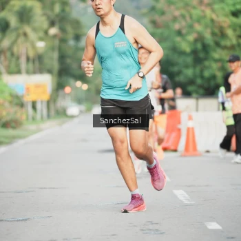 Runner Photo 1390724