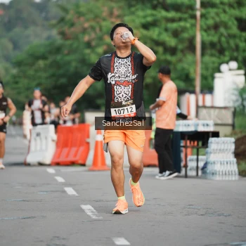 Runner Photo 1390766