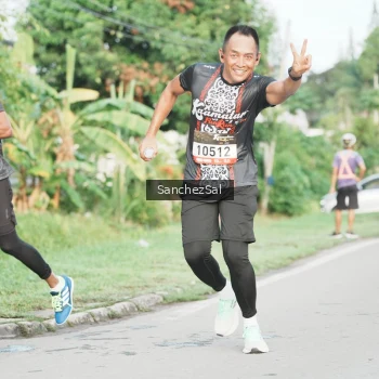 Runner Photo 1390936