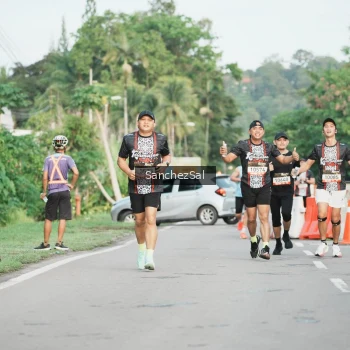 Runner Photo 1390944